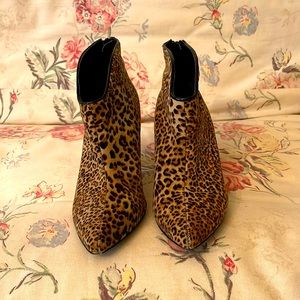 Carlos Santana Leopard ankle boot